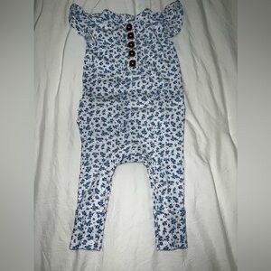 POSH PEANUT RUFFLED CAP SLEEVE ROMPER 6/9M
